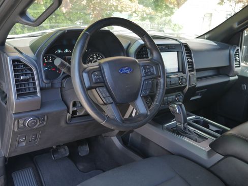 Used 2019 Ford F150 XLT w/ Equipment Group 302A Luxury AWD/4WD image 4
