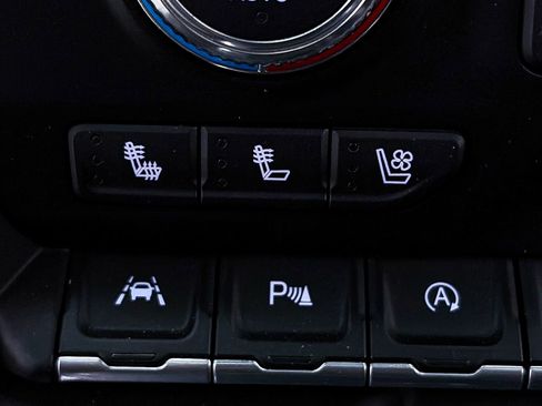 Used 2021 GMC Sierra 1500 AT4 w/ AT4 Premium Package image 26