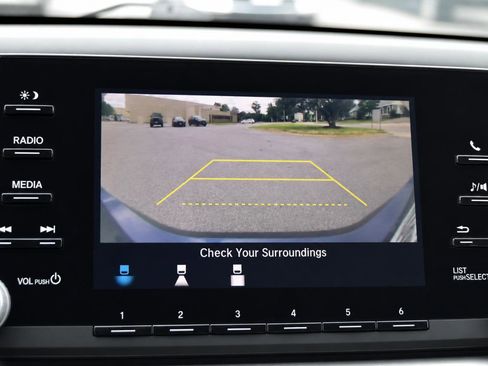 Used 2018 Honda Accord LX image 8