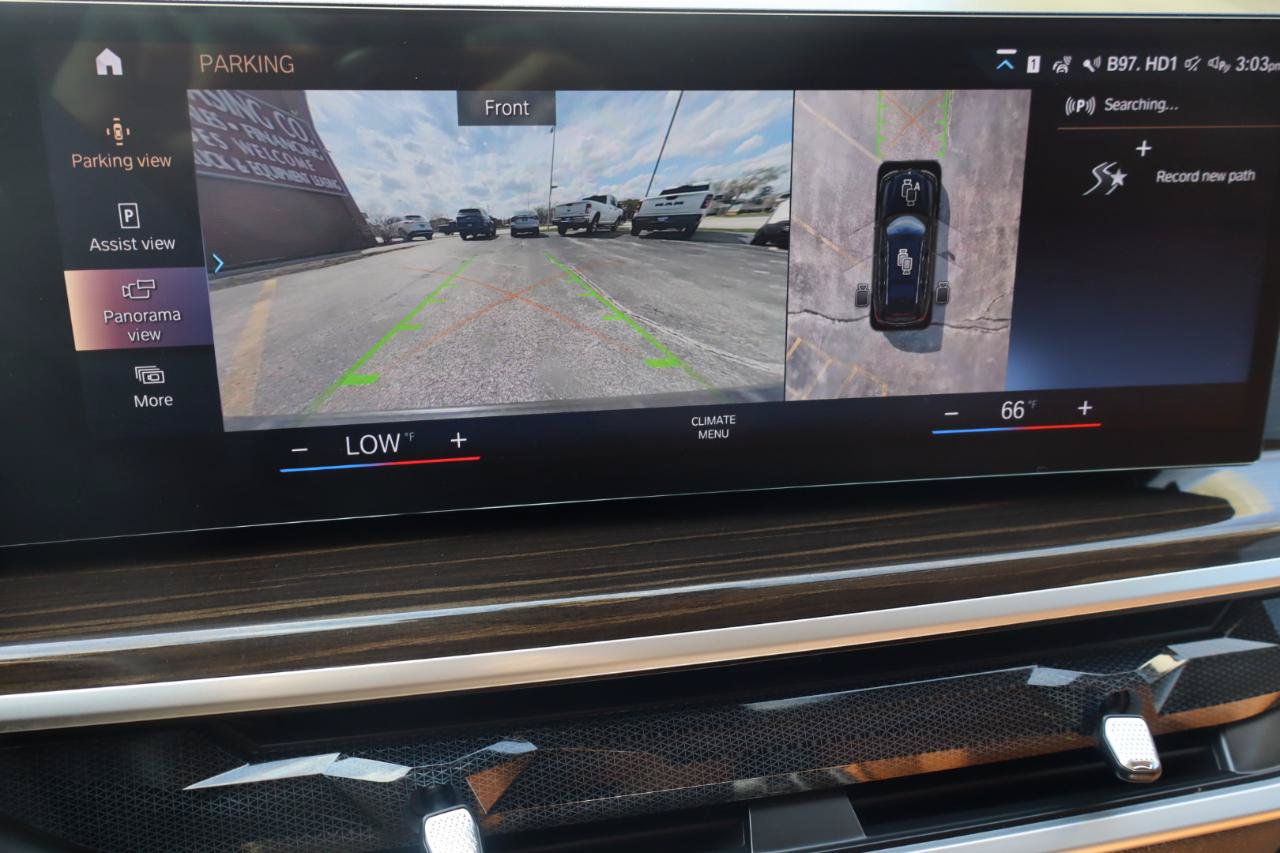 Used 2023 BMW X7 xDrive40i w/ Premium Package AWD/4WD image 16