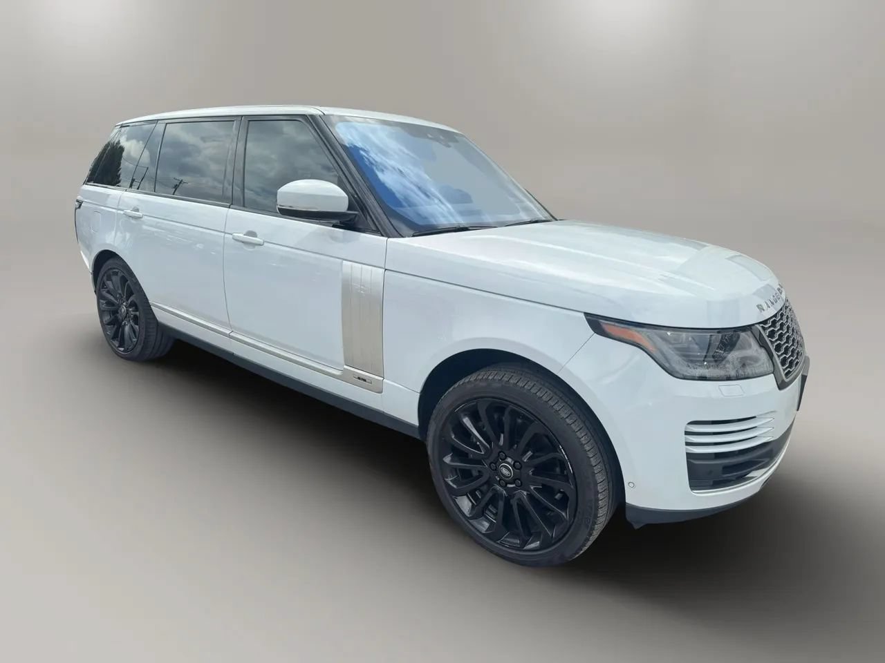 Used 2019 Land Rover Range Rover Long Wheelbase Supercharged AWD/4WD image 6