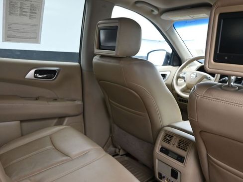 Used 2014 Nissan Pathfinder Platinum w/ Platinum Premium Package image 15
