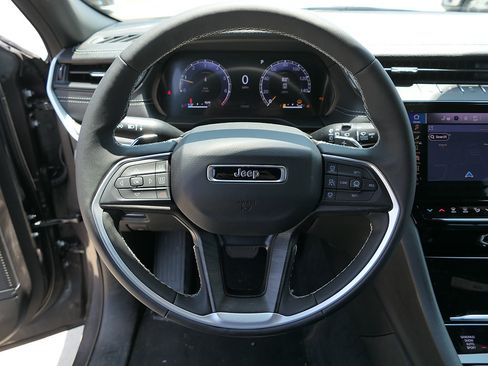 New 2026 Jeep Grand Cherokee L Limited w/ Limited Altitude Package AWD/4WD image 14