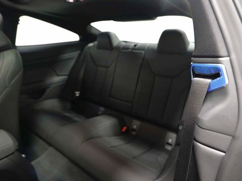 Used 2026 BMW 430i Coupe w/ M Sport Package image 9