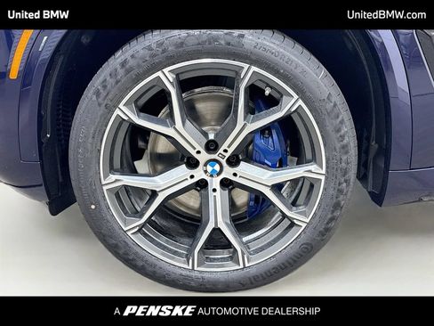 New 2026 BMW X5 sDrive40i w/ M Sport Package RWD image 2
