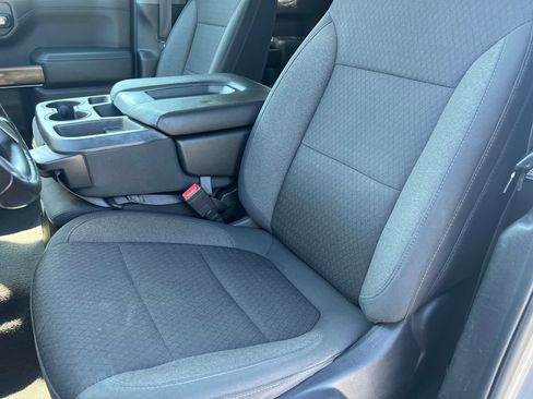 Used 2022 Chevrolet Silverado 1500 LT AWD/4WD image 12