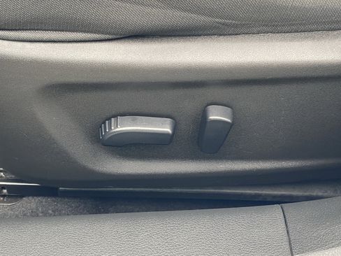 Used 2024 Nissan Altima 2.5 SV image 16