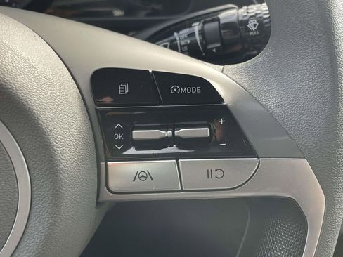 Certified 2023 Hyundai Elantra SEL FWD image 11