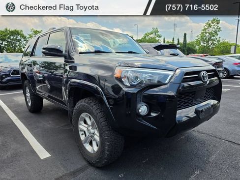 Used 2020 Toyota 4Runner SR5 Premium w/ Moonroof Package AWD/4WD image 3