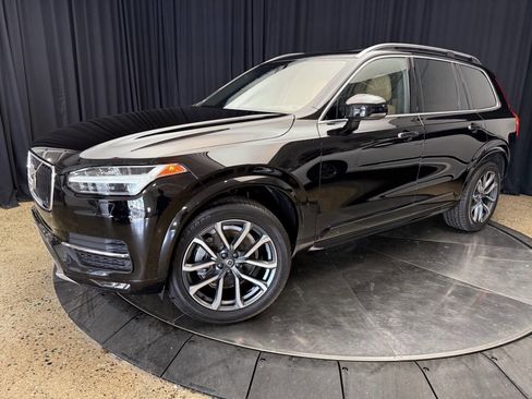 Used 2016 Volvo XC90 T6 Momentum w/ Momentum Plus Package image 14