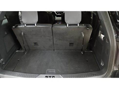 Used 2025 Ford Explorer ST-Line image 25