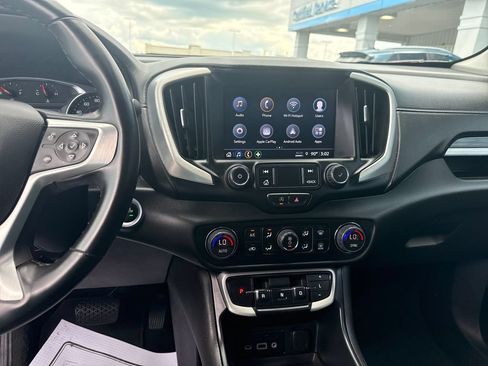 Used 2023 GMC Terrain SLT AWD/4WD image 19