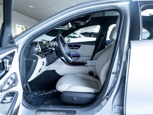 New 2025 Mercedes-Benz C 300 Sedan image 12