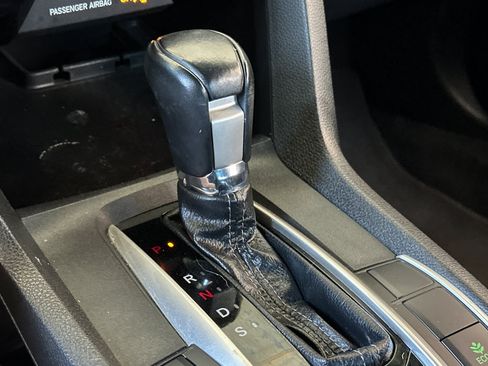Used 2020 Honda Civic Sport image 20
