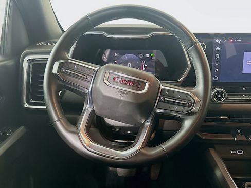 Used 2023 GMC Canyon Elevation image 17