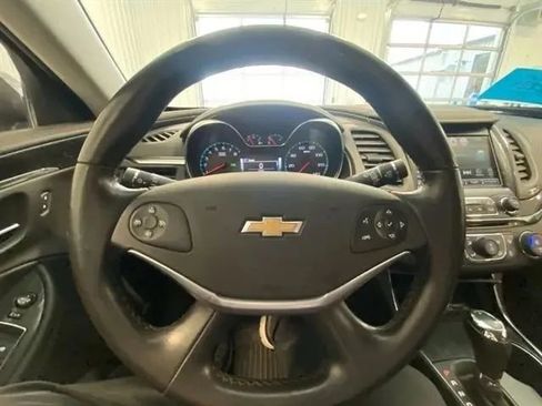Used 2019 Chevrolet Impala Premier image 27