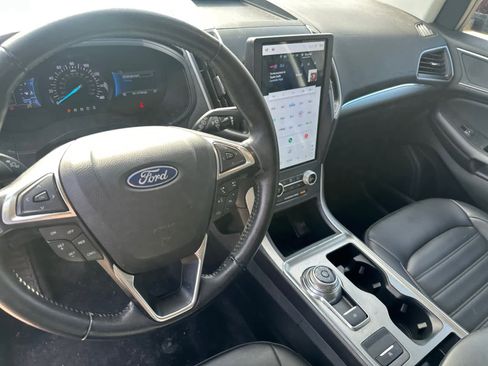 Certified 2022 Ford Edge SEL image 8