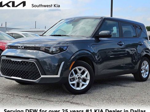 Used 2025 Kia Soul LX w/ LX Technology Package image 1
