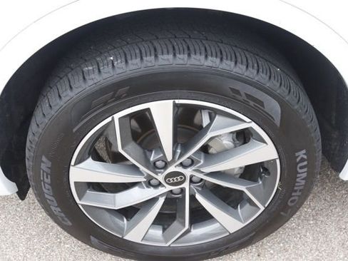 Used 2025 Audi Q5 2.0T Premium Plus AWD/4WD image 12