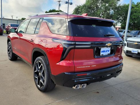 New 2026 Chevrolet Traverse High Country AWD/4WD image 3