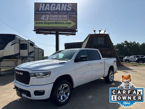 Used 2025 RAM 1500 Big Horn AWD/4WD image 1