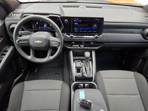 Used 2025 Chevrolet Colorado W/T w/ WT Custom Package RWD image 19