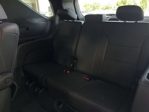Used 2024 Chevrolet Traverse RS AWD/4WD image 20