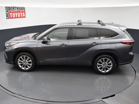 Used 2023 Toyota Highlander Limited AWD/4WD image 26