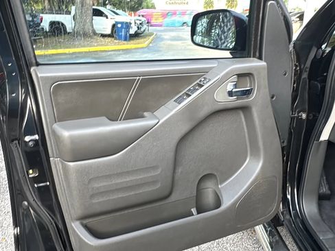 Used 2020 Nissan Frontier PRO-4X w/ Pro-4x Utility Package image 22