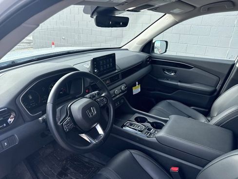 Certified 2025 Honda Pilot EX-L image 14