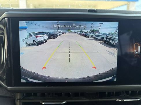 Used 2024 Jeep Wrangler Unlimited Rubicon AWD/4WD image 19