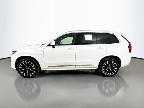 Used 2026 Volvo XC90 T8 Plus w/ Protection Package Premier AWD/4WD image 8