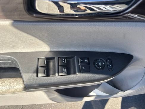 Used 2017 Honda Accord EX-L image 17