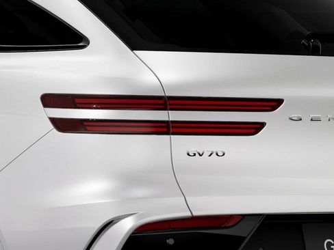 New 2026 Genesis GV70 2.5T Sport Prestige image 10
