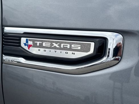 Used 2022 GMC Sierra 1500 SLT image 12