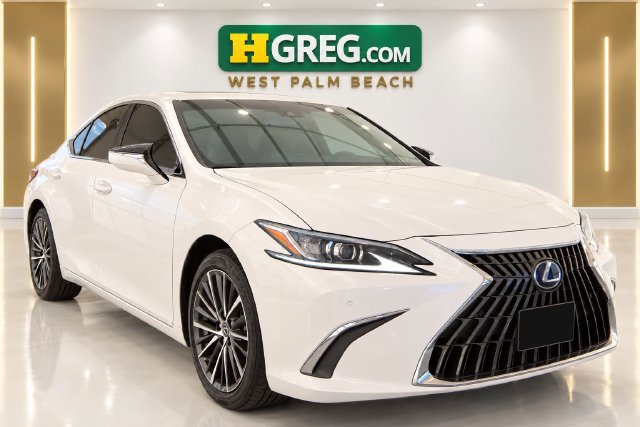 Used 2024 Lexus ES 300h w/ Premium Package FWD image 4