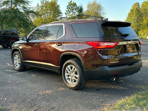 Used 2019 Chevrolet Traverse LT image 4