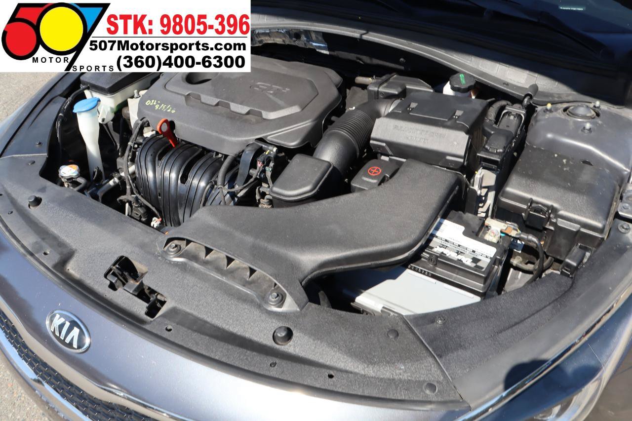 Used 2017 Kia Optima LX w/ Option Group 014 FWD image 21