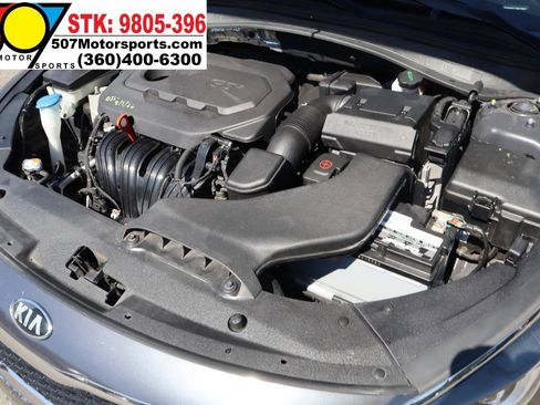 Used 2017 Kia Optima LX w/ Option Group 014 FWD image 21