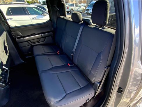 Used 2022 Ford F150 XLT w/ Equipment Group 302A High image 18