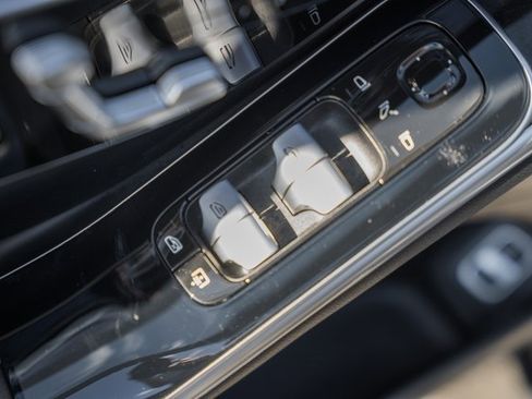 Used 2022 Mercedes-Benz S 500 S 500 image 37