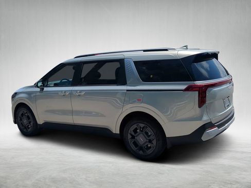 New 2026 Kia Carnival EX image 5