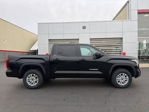 Used 2023 Toyota Tundra SR5 AWD/4WD image 8