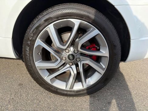 Used 2019 Land Rover Range Rover Sport HSE Dynamic image 32