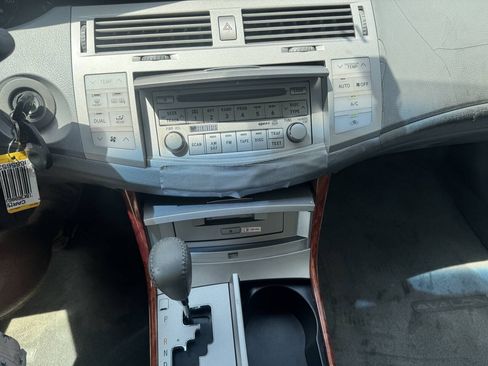 Used 2006 Toyota Avalon XLS FWD image 27