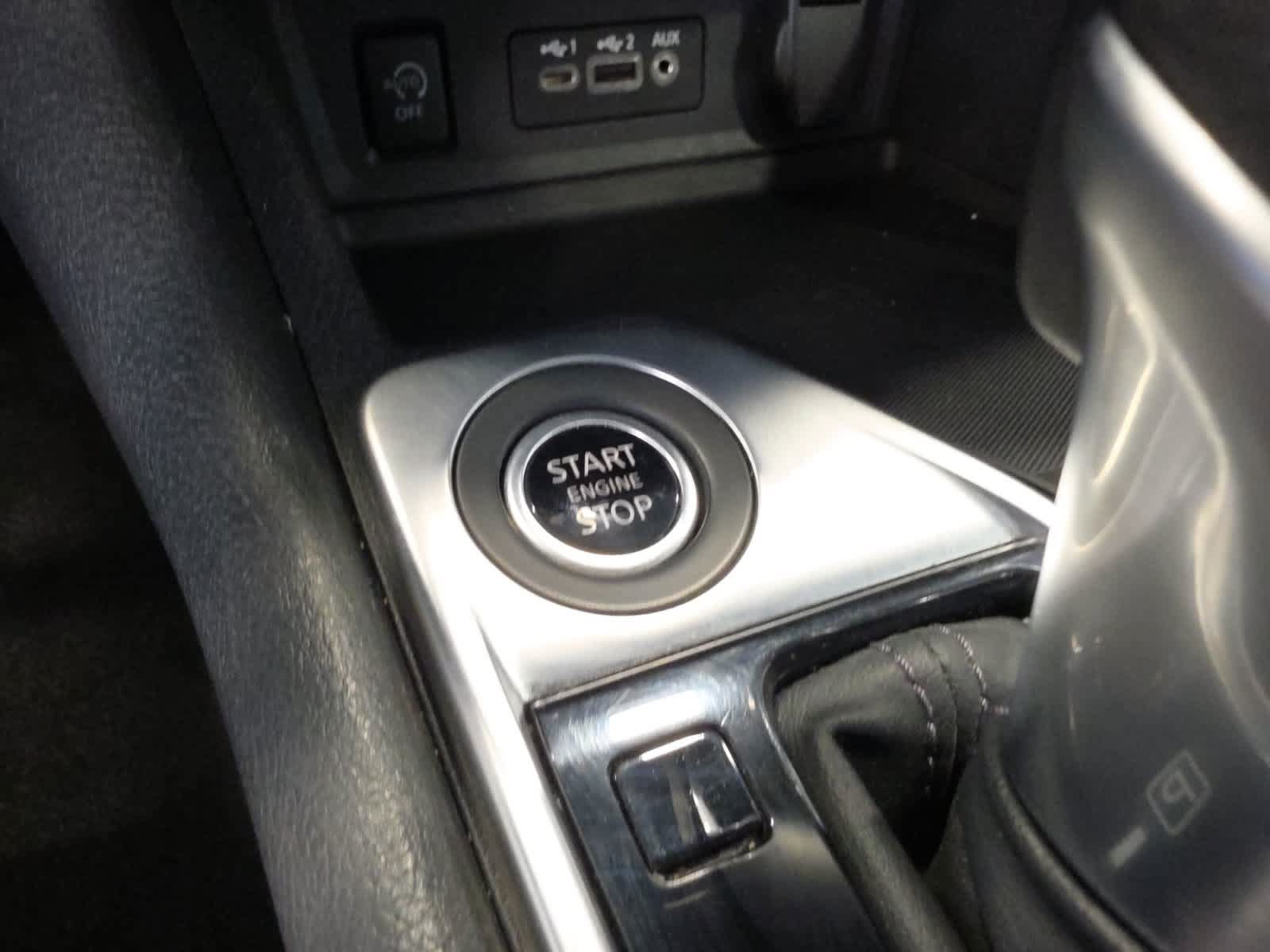 Used 2025 Nissan Sentra SV FWD image 19