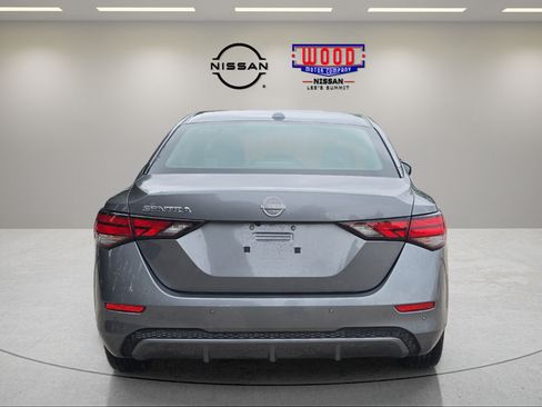 Used 2025 Nissan Sentra SV FWD image 3