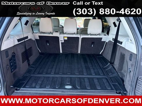 Used 2019 Land Rover Discovery HSE image 13