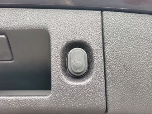 Used 2017 Chevrolet Tahoe Premier image 19