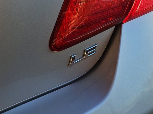 Used 2009 Toyota Camry LE image 30